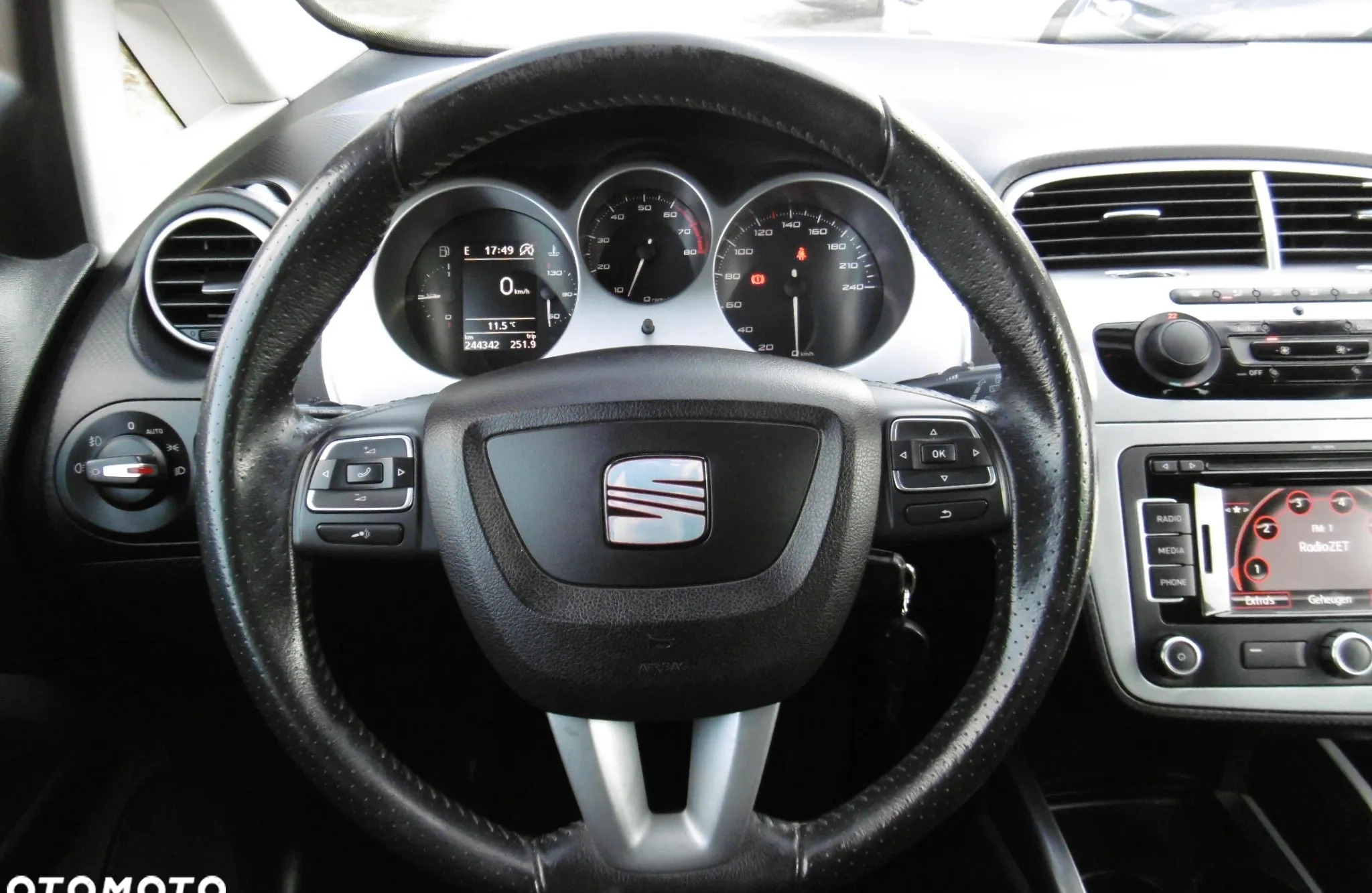 Seat Altea cena 21900 przebieg: 244315, rok produkcji 2011 z Międzychód małe 781